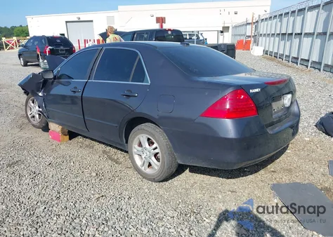 2007 Honda Accord 2.4 Ex z USA, uszkodzony, nr VIN 1HGCM56767A010508